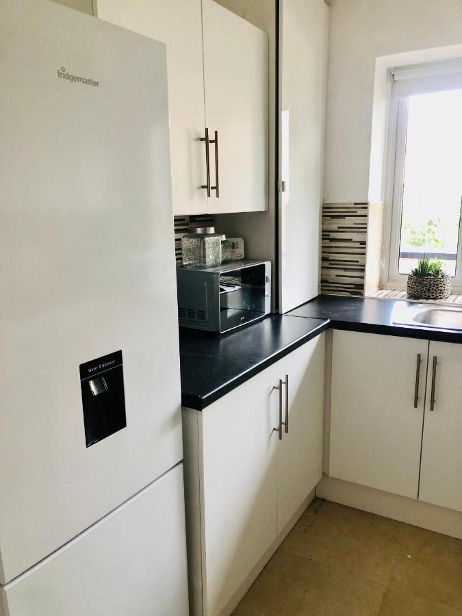 City Location- 2 Bedroom Apartment لندن المظهر الخارجي الصورة